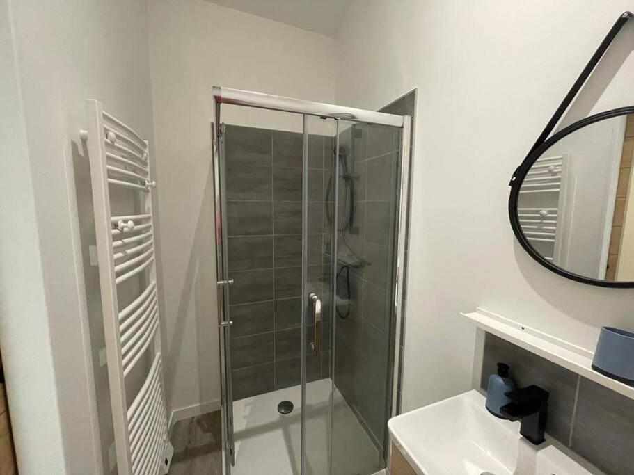 Gite De Charme - 3 Chambres, 5 Lits - De 4 A 7 Personnes 아방통 외부 사진
